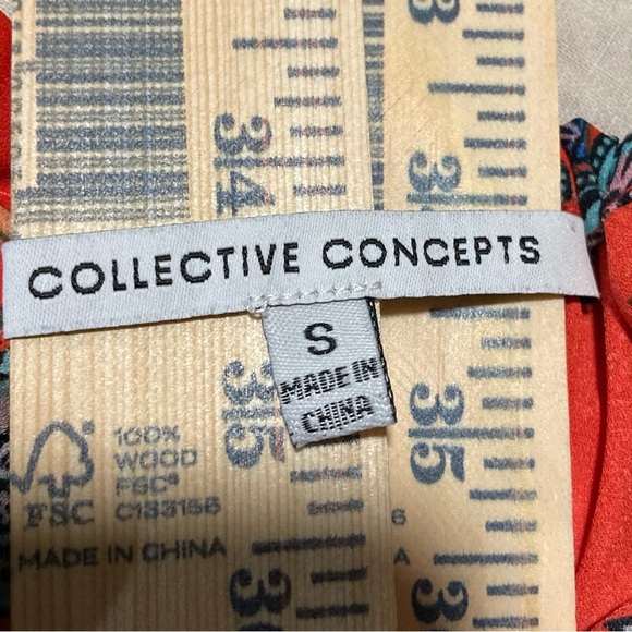 Collective Concepts Halter Style Sleeveless Top with Keyhole Neckline - Picture 4 of 8